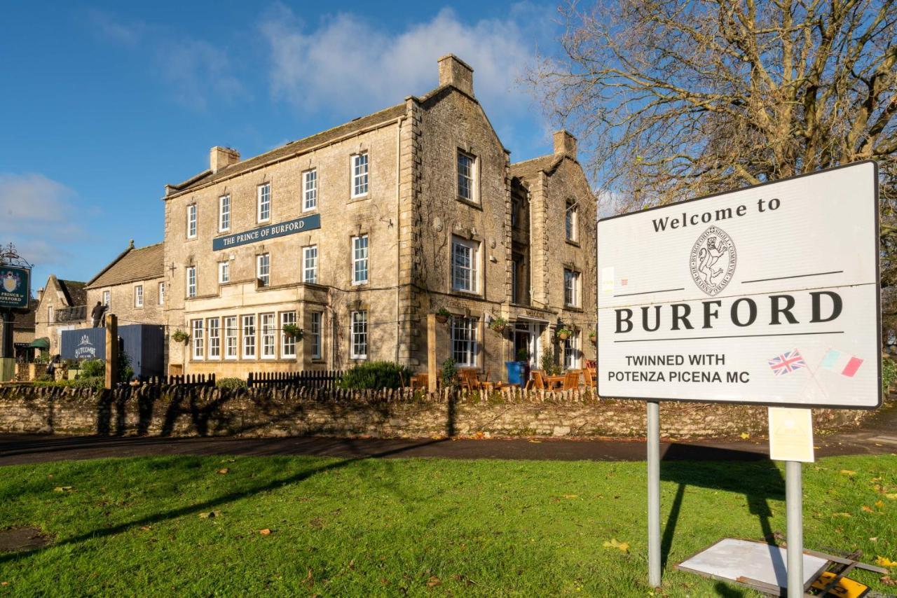 Prince Of Burford Exterior photo